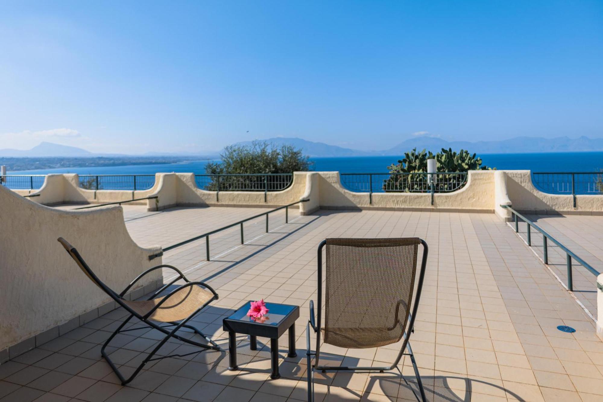 Cdshotels Terrasini - Citta Del Mare Bagian luar foto
