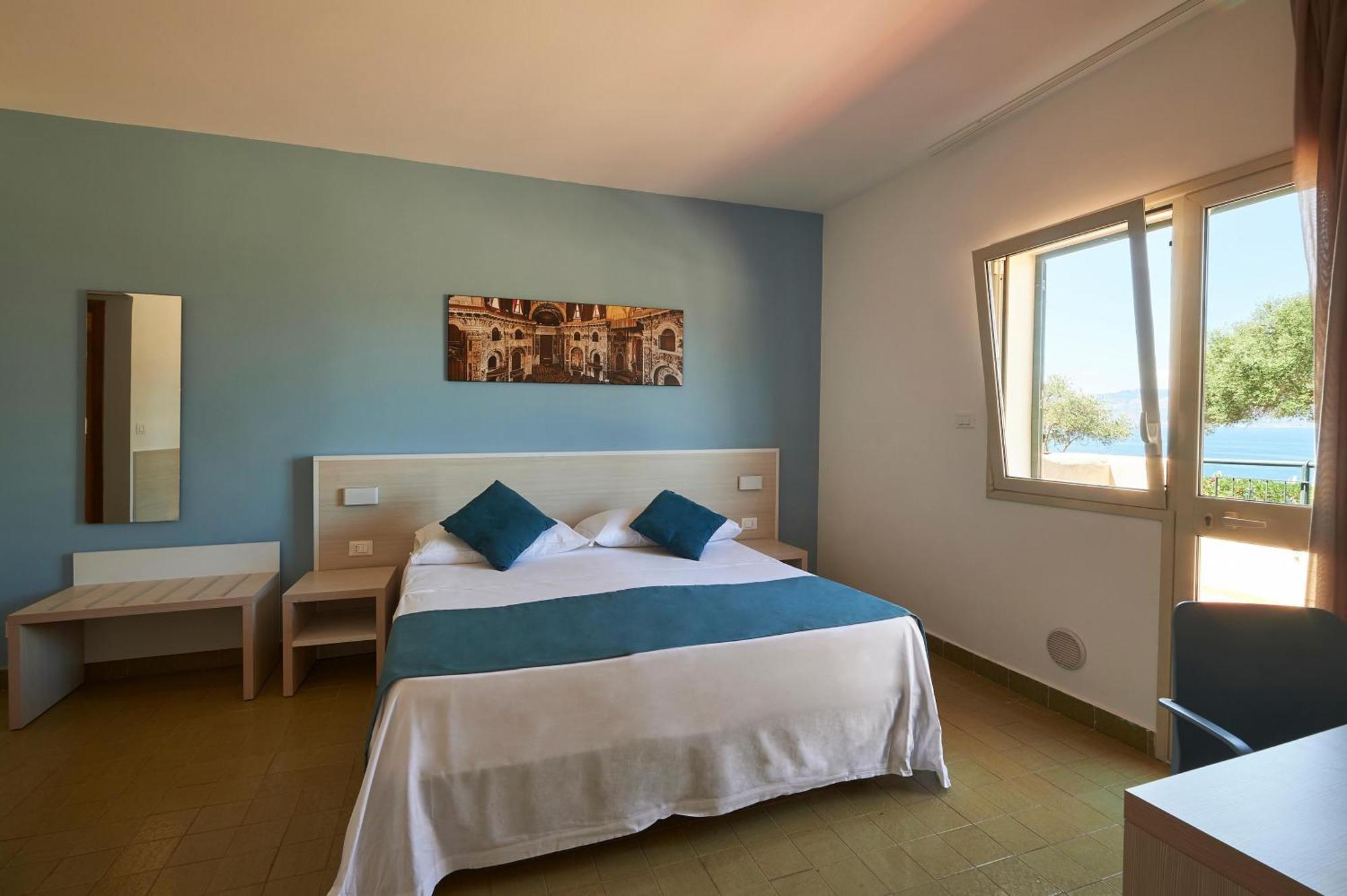Cdshotels Terrasini - Citta Del Mare Bagian luar foto