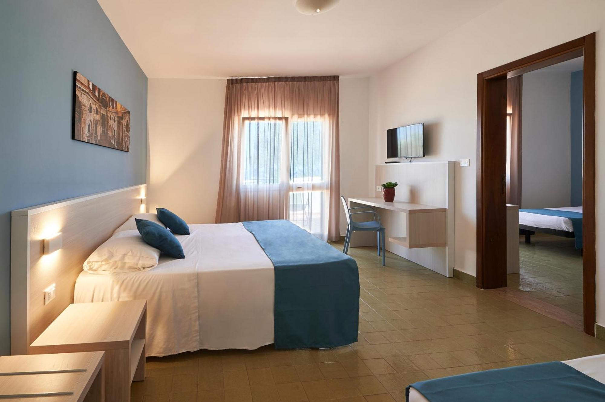 Cdshotels Terrasini - Citta Del Mare Bagian luar foto