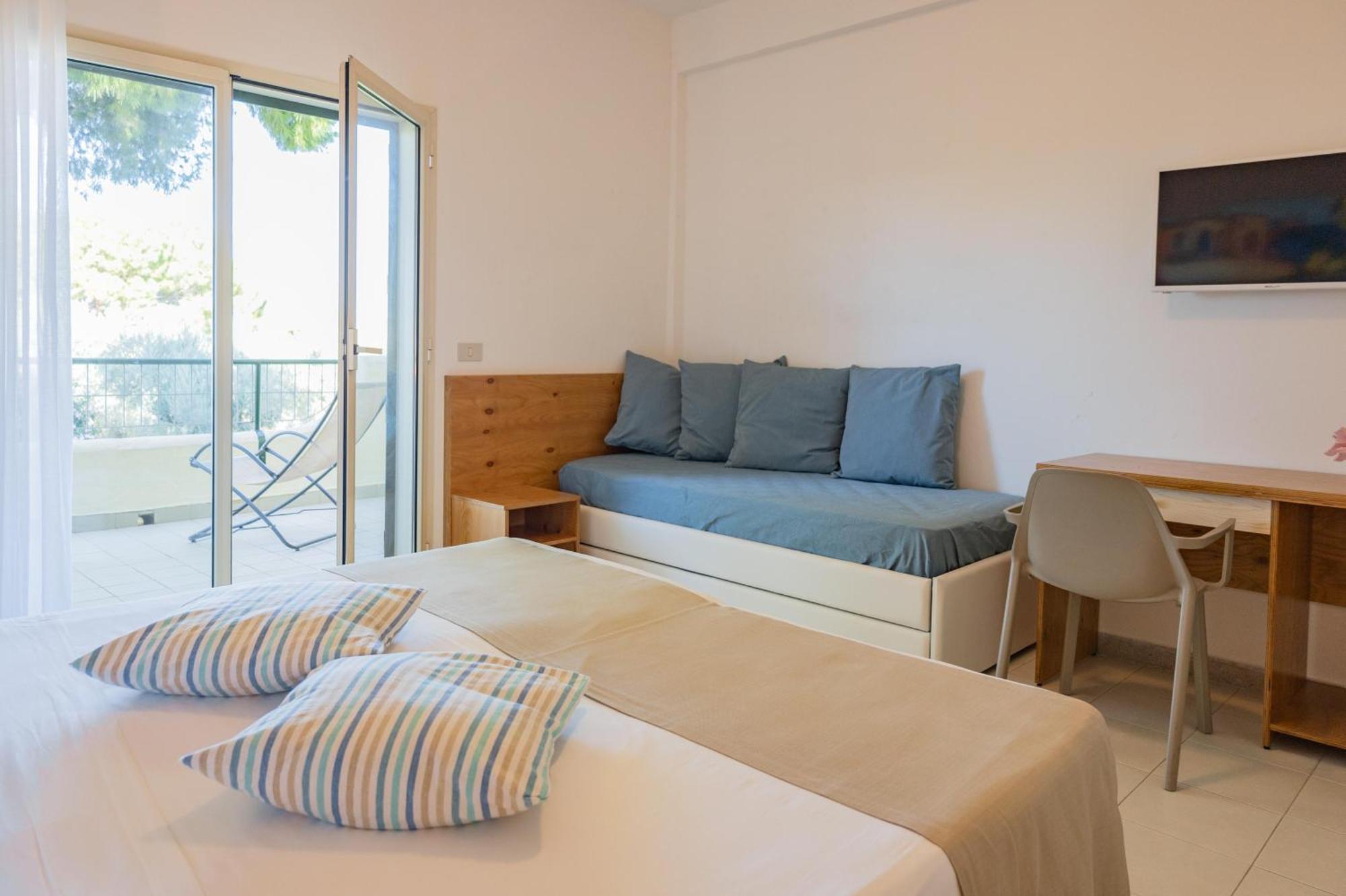 Cdshotels Terrasini - Citta Del Mare Bagian luar foto