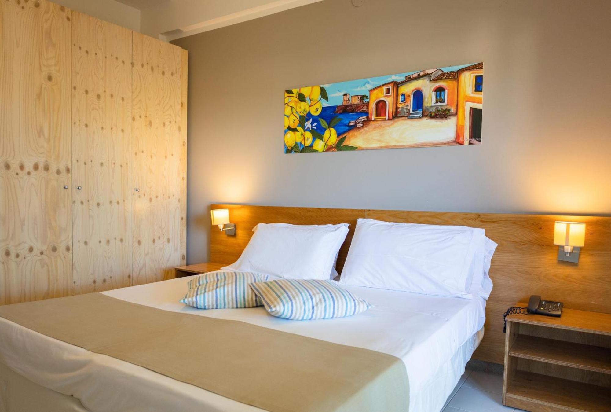Cdshotels Terrasini - Citta Del Mare Bagian luar foto