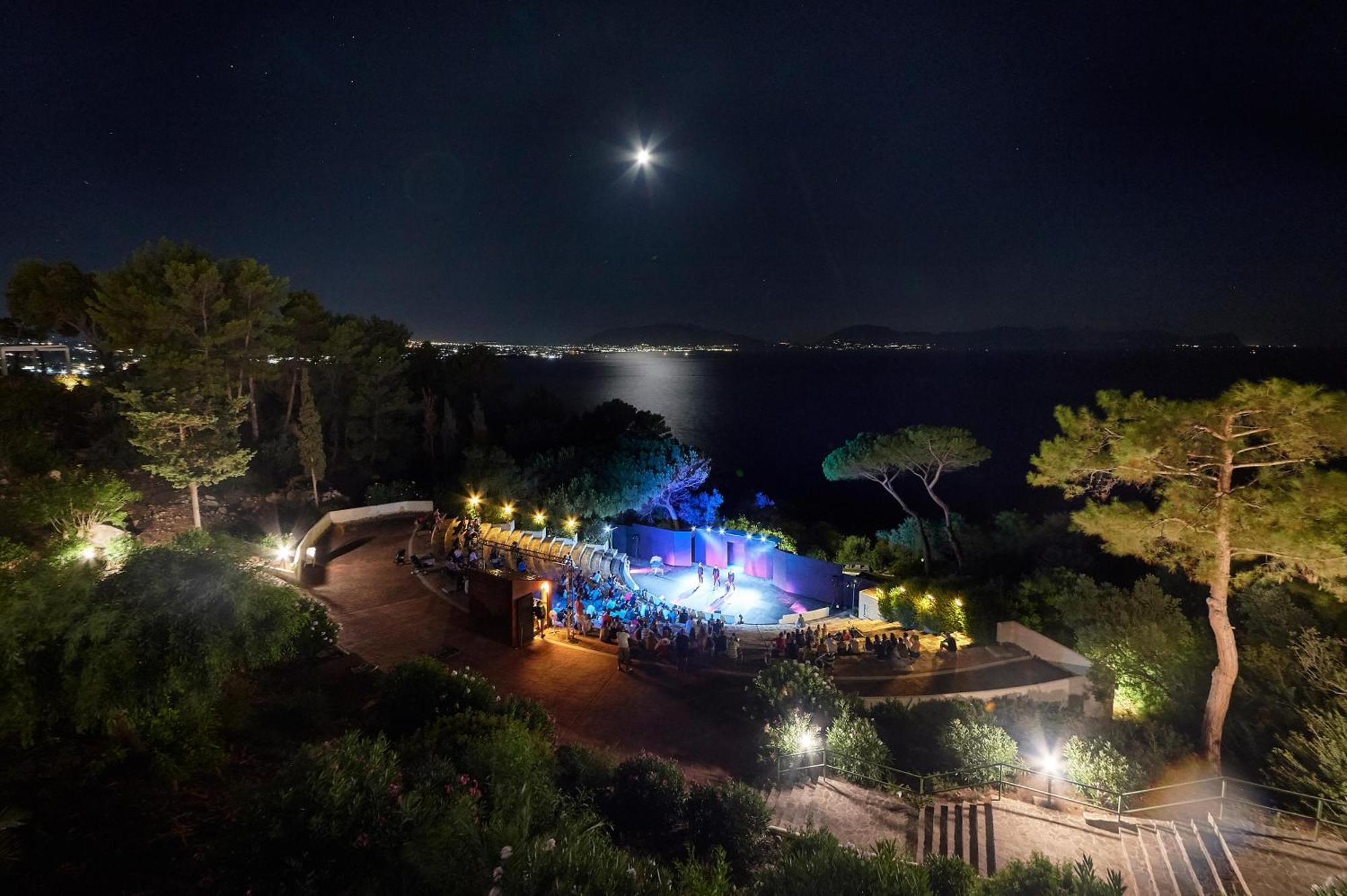 Cdshotels Terrasini - Citta Del Mare Bagian luar foto