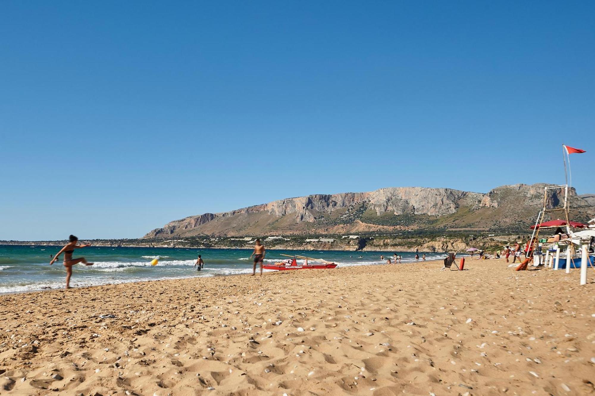 Cdshotels Terrasini - Citta Del Mare Bagian luar foto