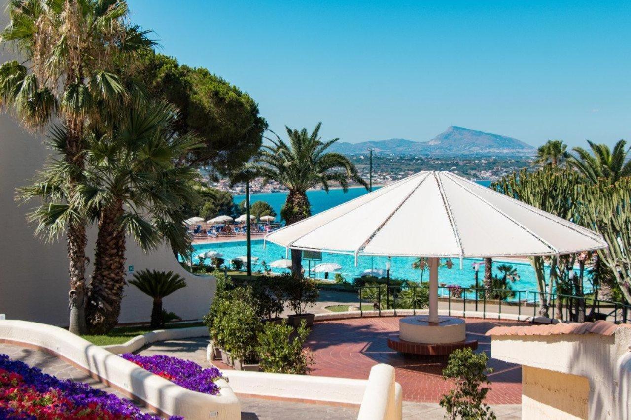 Cdshotels Terrasini - Citta Del Mare Bagian luar foto